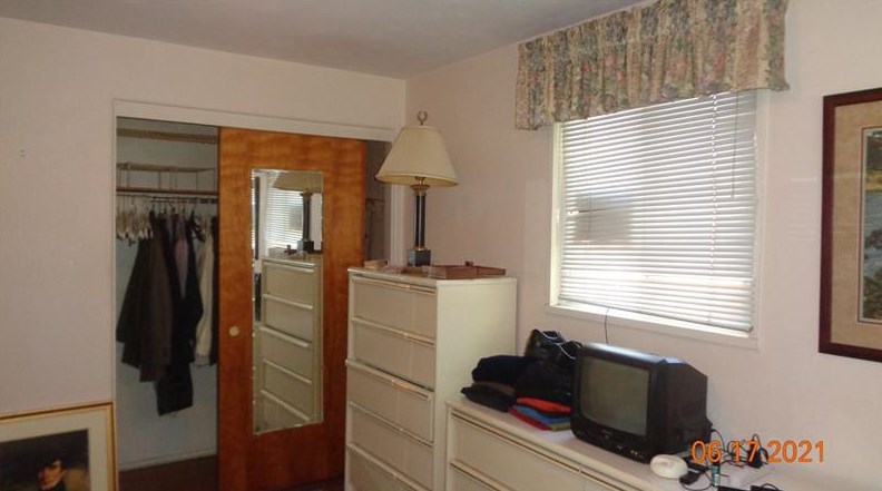 175 Woodridge Dr, Collier Township PA  15106-1311 exterior