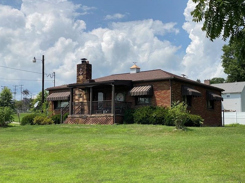 617 Columbia St, Perryopolis, PA 15473