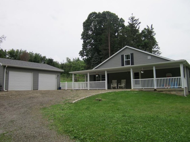 256 Reservoir Rd, Apollo, PA 15613