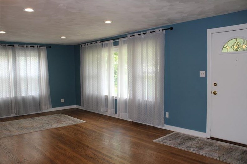 25 Crystal Dr, Oakmont, PA 15139