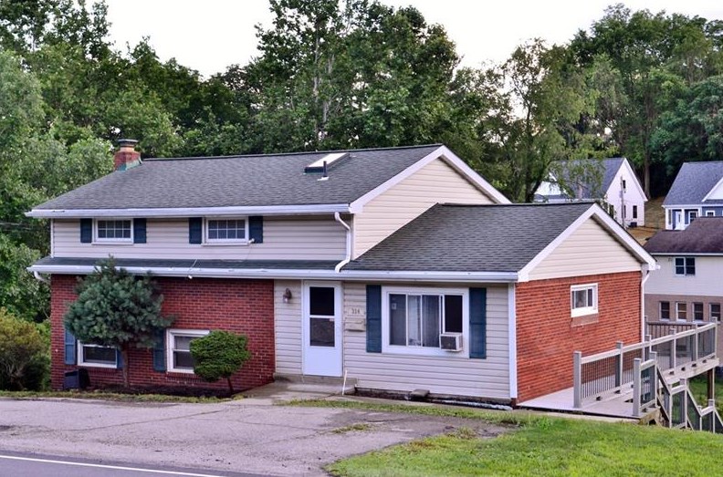 324 Mcclelland Rd North, Canonsburg, PA 15317