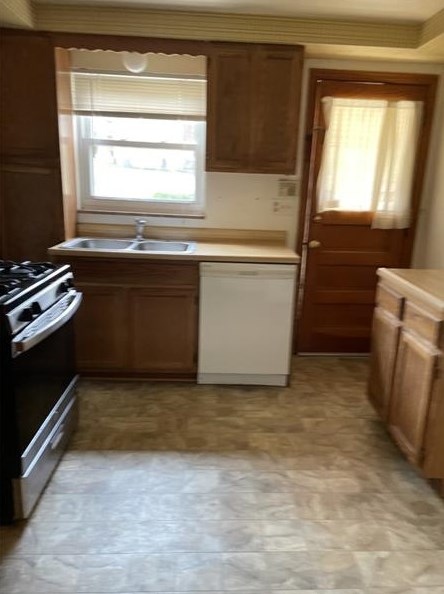 800 Greenfield Ave, Pittsburgh, PA 15217