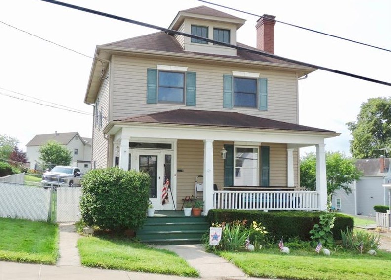 42 Observatory St, Manor, PA 15665