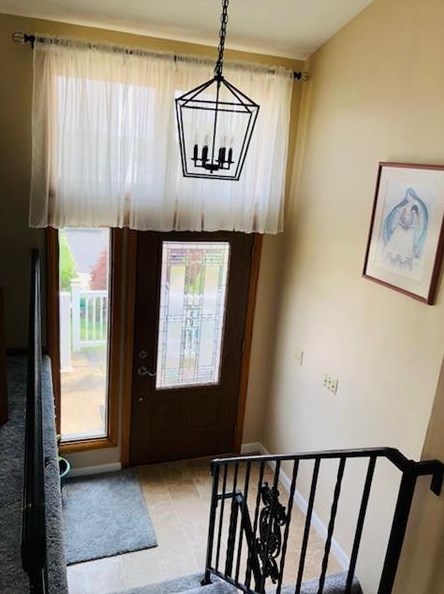 10515 Melrose Dr, North Huntingdon, PA 15642