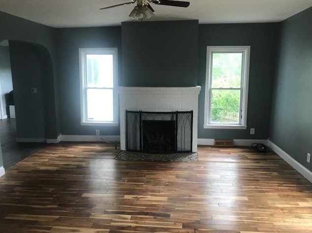 220 Dewey Ave, Washington, PA 15301-6333