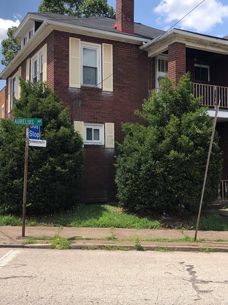 1638 Aurelius St, Pittsburgh PA  15218-2002 exterior