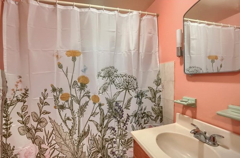 4461 Birchwood Ln, Allison Park PA  15101-1346 exterior