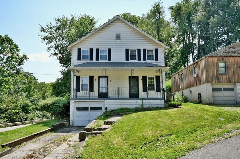 3 Bishop Hill Rd, Mc Donald, PA 15057