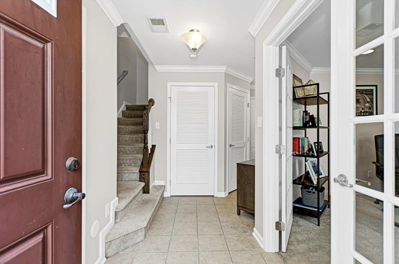1902 Georgetown Dr, Sewickley, PA 15143