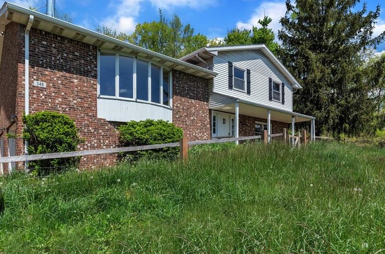 348 Mccleary Rd, Hookstown, PA 15050