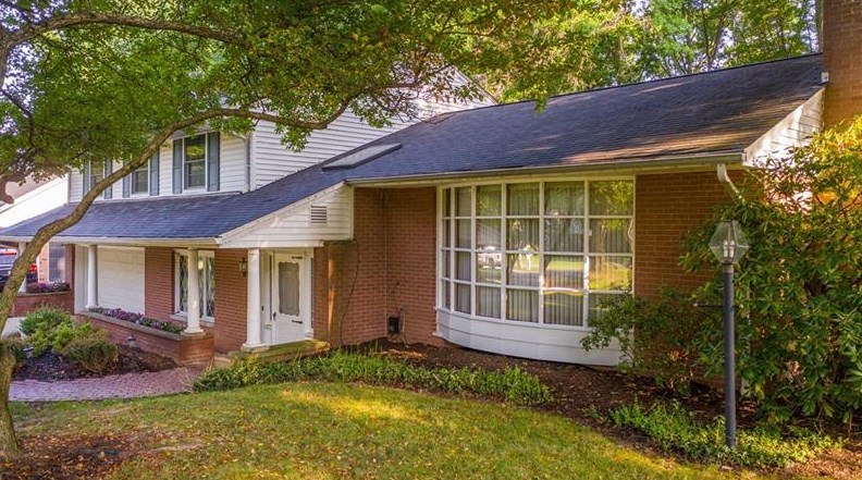 3575 Mcconnell Rd, Hermitage, PA 16148