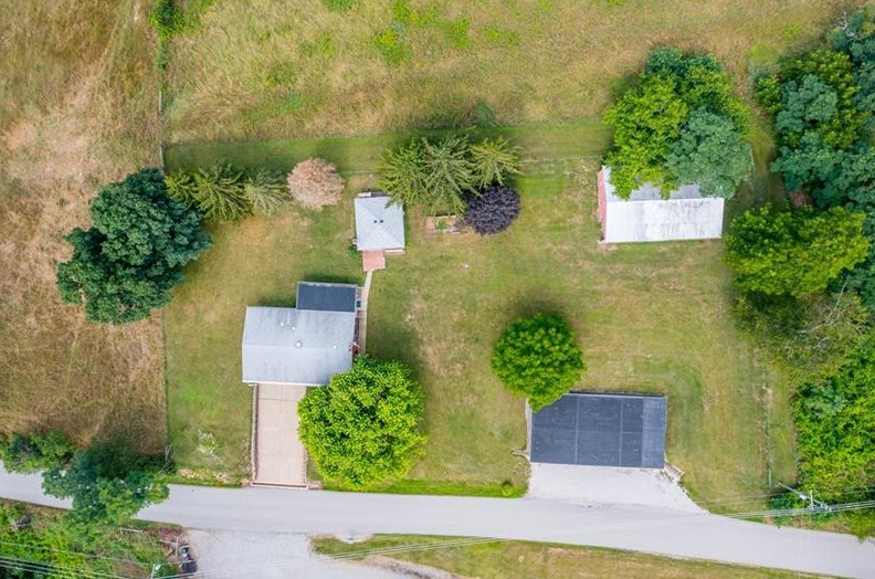 517 Chestnut Ridge Rd, Washington, PA 15301-7164