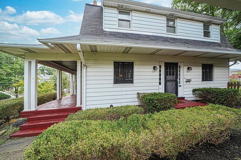 230 Chestnut St, Sewickley, PA 15143