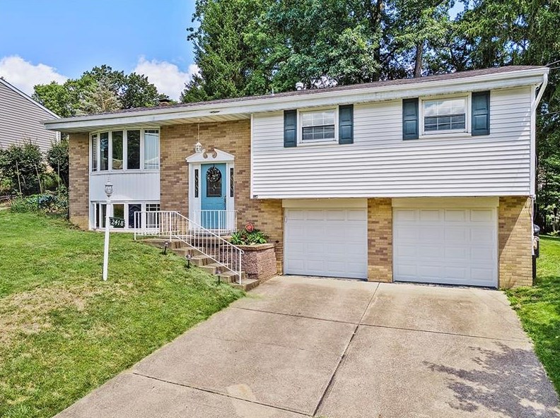 2418 Foxfield, Glenshaw, PA 15116