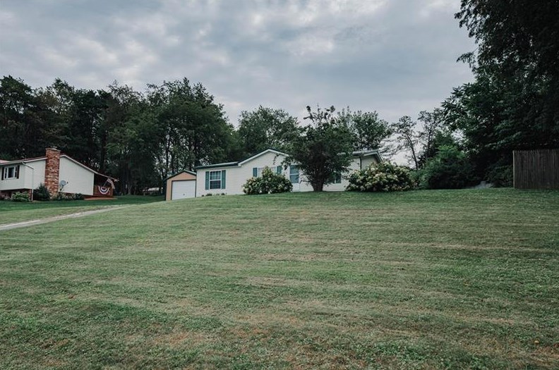 100 Holly St, Indiana PA  15701-8479 exterior