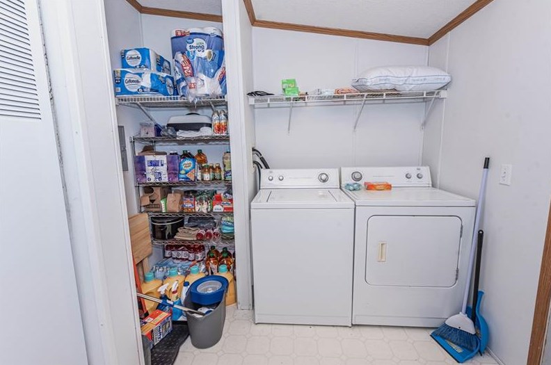 100 Holly St, Indiana PA  15701-8479 exterior