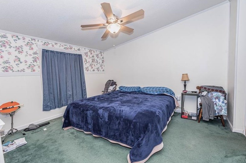 100 Holly St, Indiana PA  15701-8479 exterior