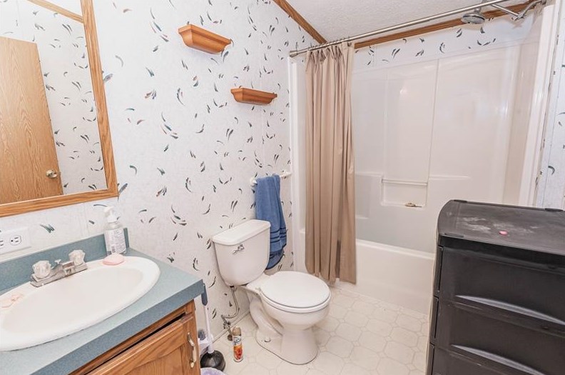 100 Holly St, Indiana PA  15701-8479 exterior