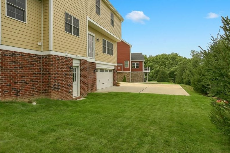 128 Granite Ridge Cir, Seven Fields, PA 16046-2038