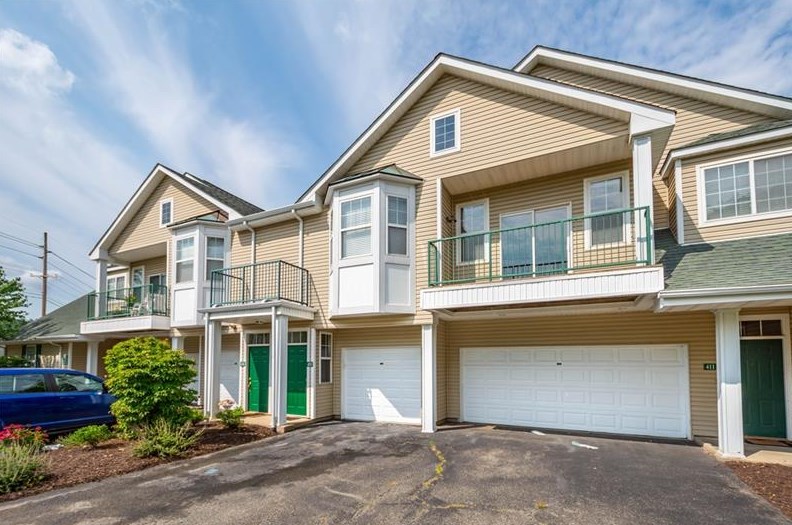 433 Eagle Pointe Dr, Canonsburg, PA 15317