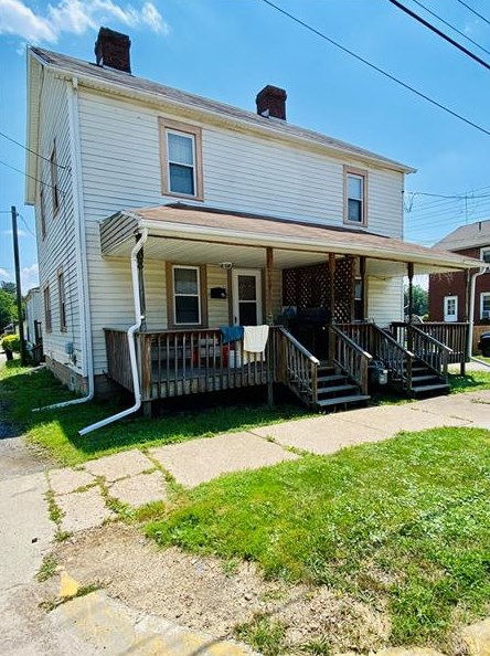 10 Mcnutt St, Houston, PA 15342-1803