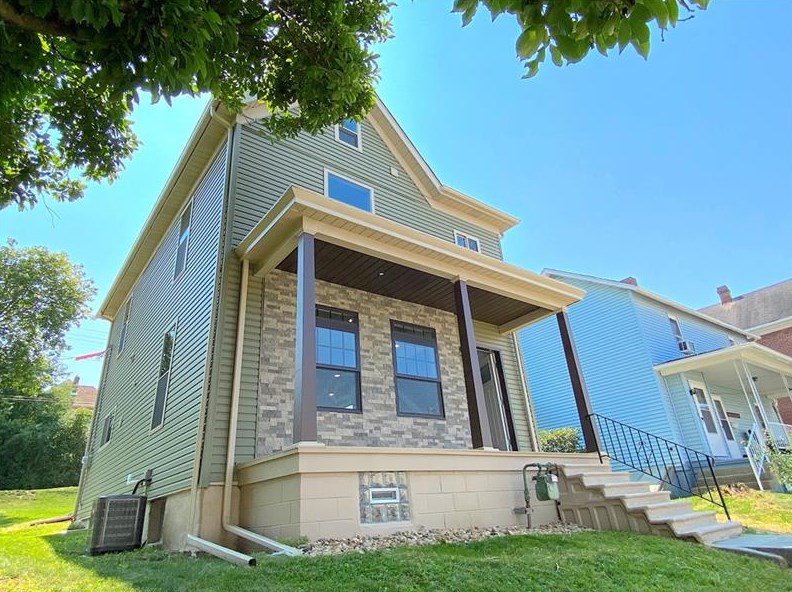 1307 Poplar St, Greensburg, PA 15601-5361