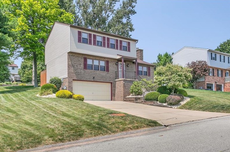 52 Barri Dr, North Huntingdon, PA 15642-9486