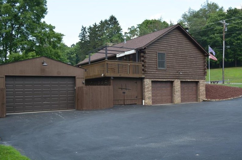 265 Mcclain Rd, Beaver Falls, PA 15010