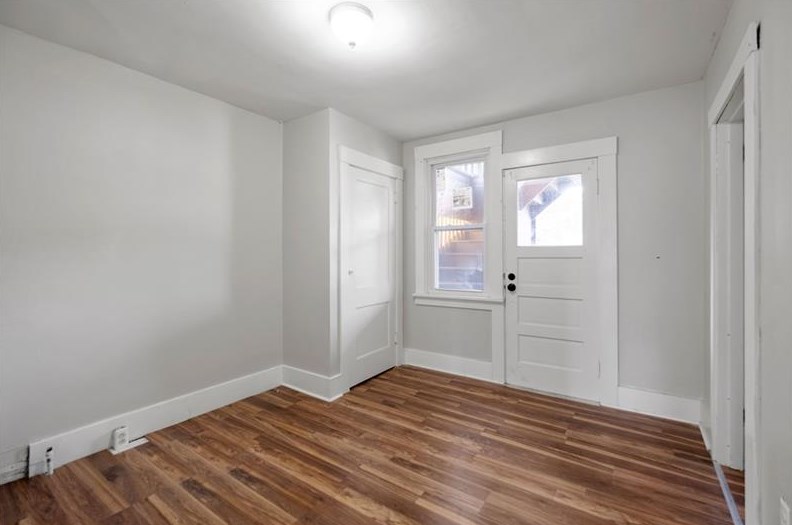 411 Franklin St, East Pgh, PA 15112