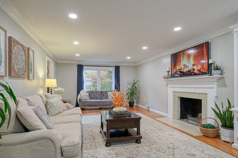 4262 Old New England Rd, Allison Park PA  15101-1534 exterior