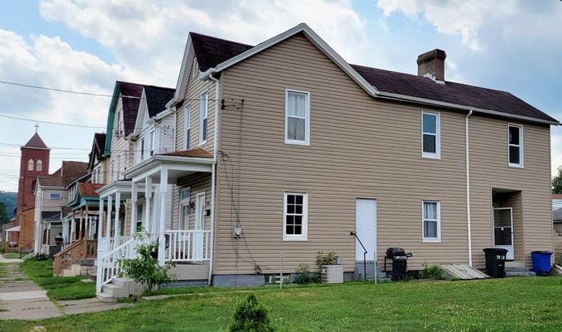 408 3rd Ave, Collier Township, PA 15106