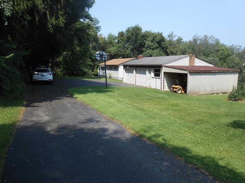 2286 William Flynn Hwy, Butler, PA 16001-0746