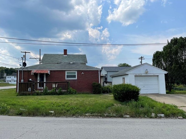 183 Main, New Eagle, PA 15067
