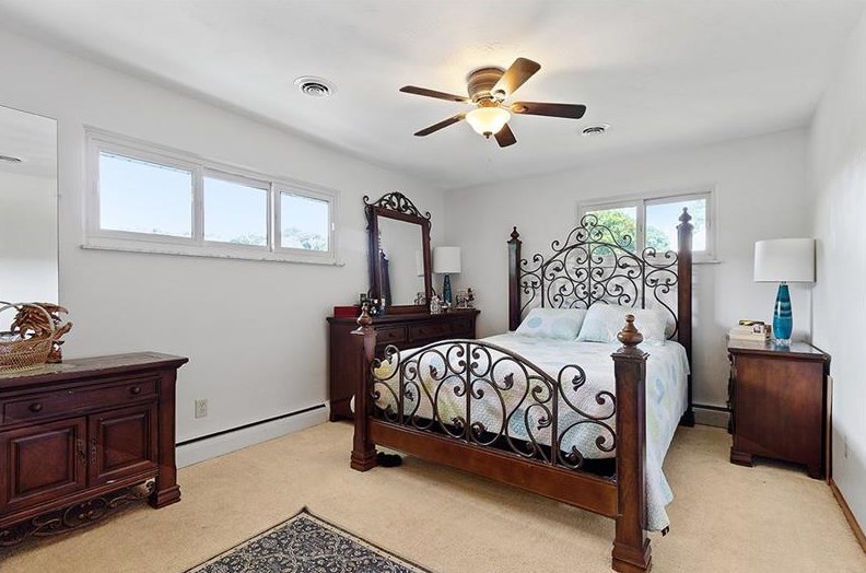 1260 Henderson Ave, Washington PA  15301-6059 exterior