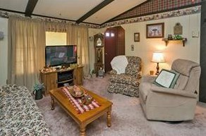 5 Gault School Ln, Connellsville, PA 15425