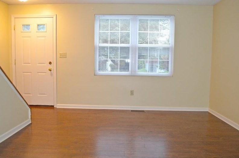 57 Arnold St, Washington PA  15301-6227 exterior