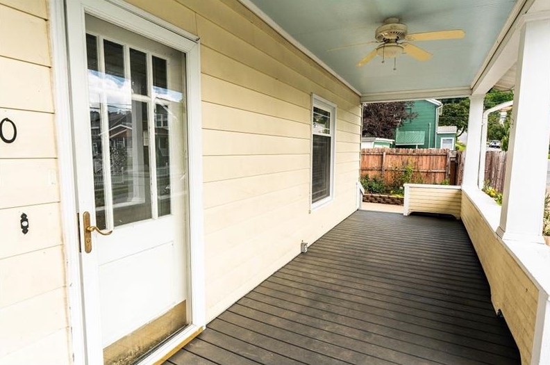 20 14th St, Indiana, PA 15701-2535
