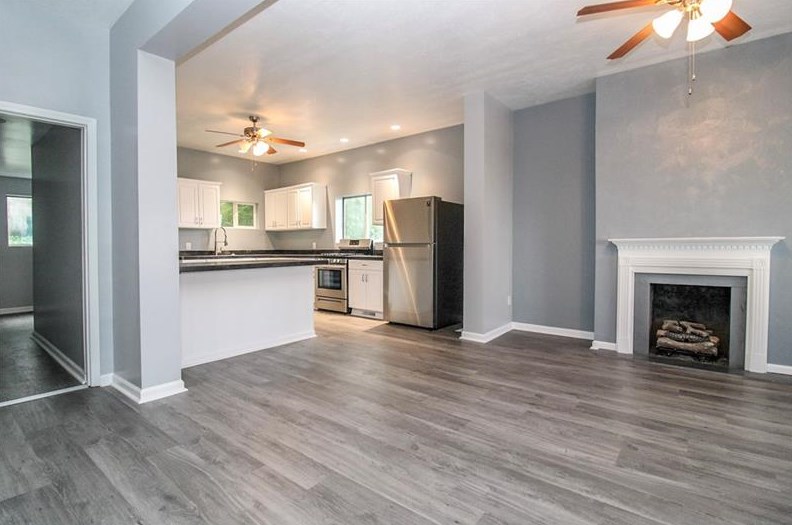 607 Southern Ave, Penn Hills, PA 15211