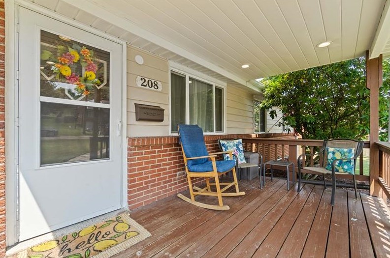 208 Noel Dr, Monroeville, PA 15146-1522