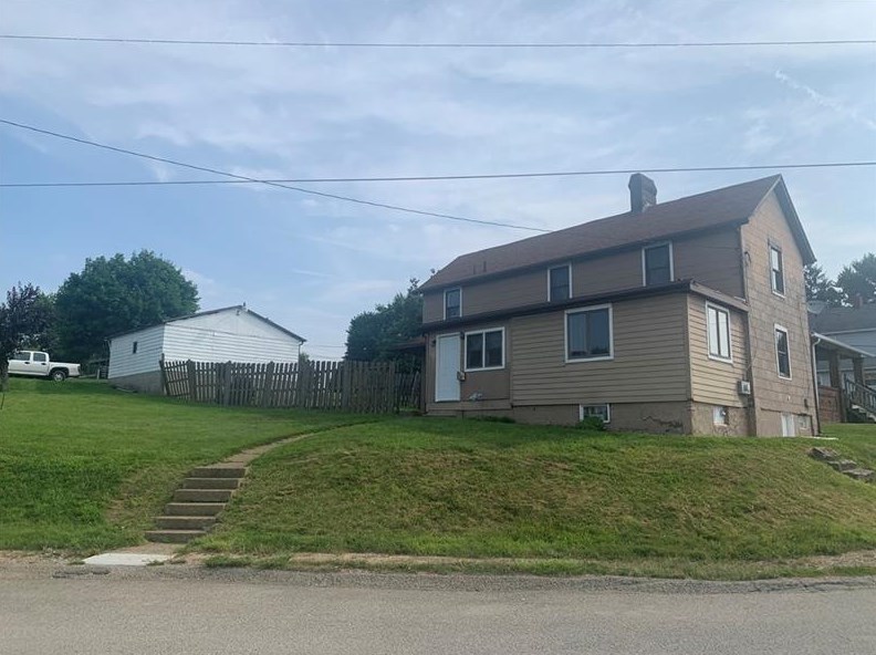 335 Evans St, Oliphant Furnace, PA 15401