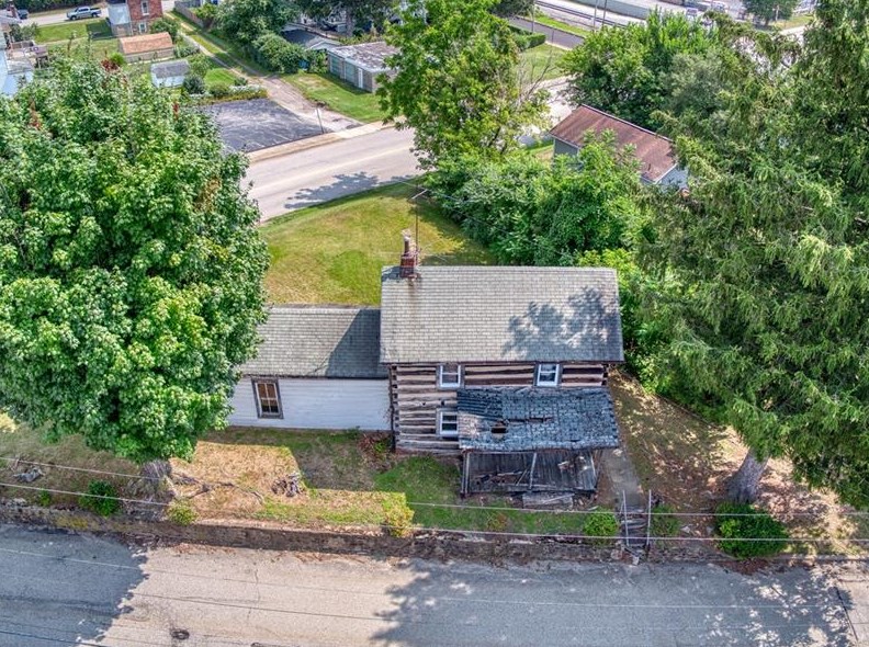 1825 Jefferson St, Greensburg, PA 15601