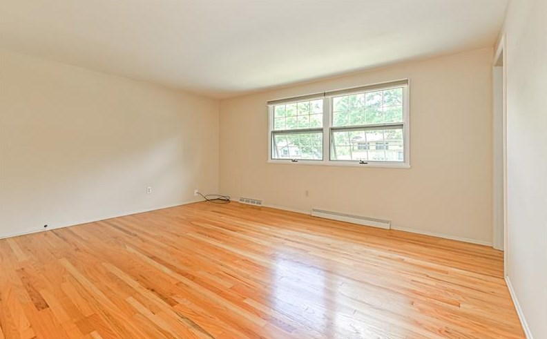 4304 Winchester Dr, Allison Park PA  15101-2199 exterior