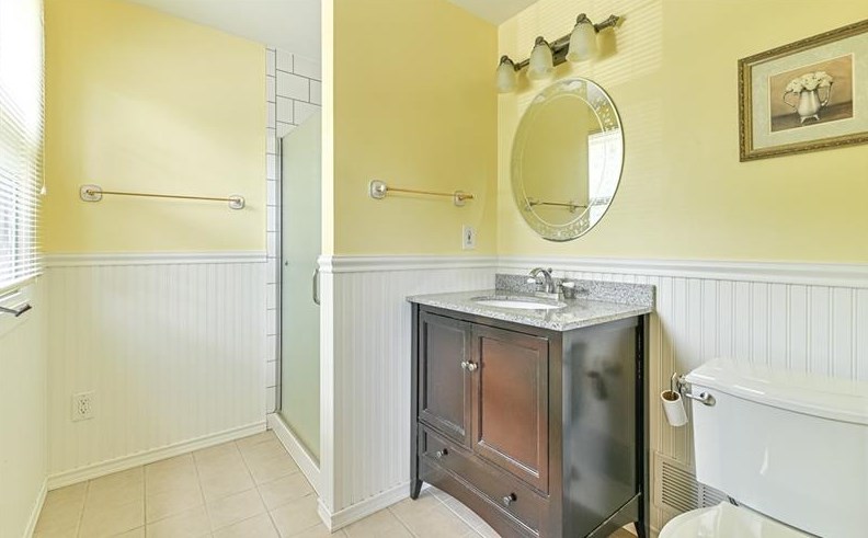 4304 Winchester Dr, Allison Park PA  15101-2199 exterior