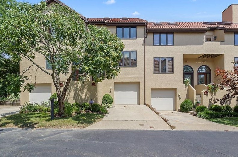 9813 Three Degree Rd, Allison Park, PA 15101-1762