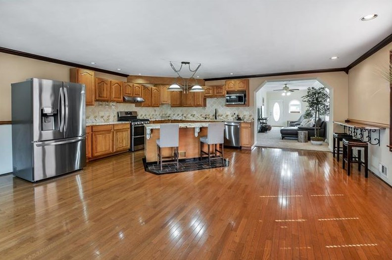 115 Eckert St, Ambridge, PA 15003