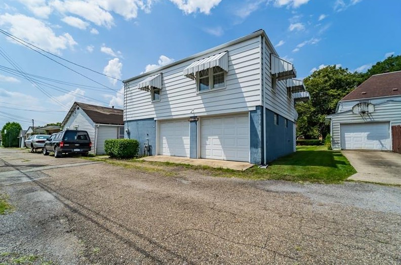 1132 Pacific Ave, Brackenridge PA  15014-1207 exterior