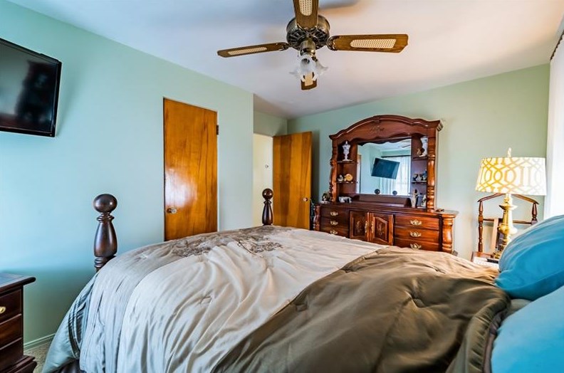 1132 Pacific Ave, Brackenridge PA  15014-1207 exterior