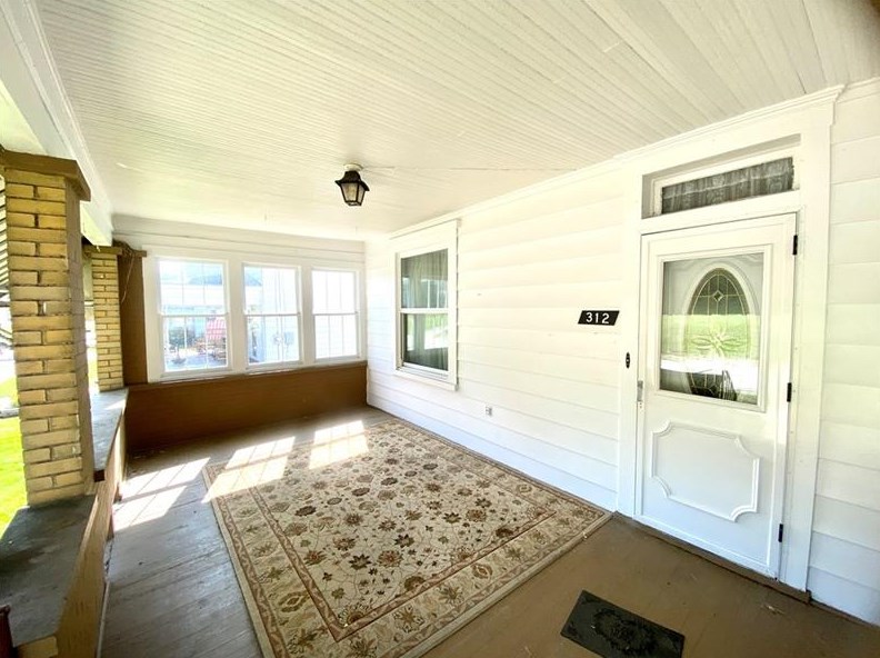 312 W Main St, Rural Valley, PA 16249