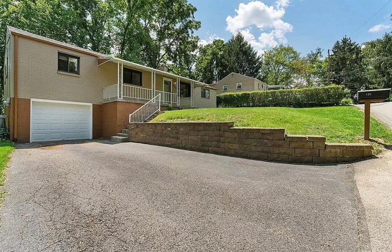 105 Park Ln, Glenshaw, PA 15116