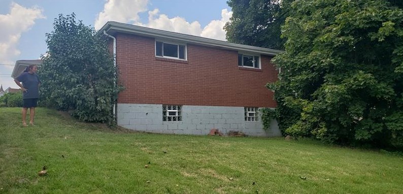 2100 Harrison St, McKeesport, PA 15132